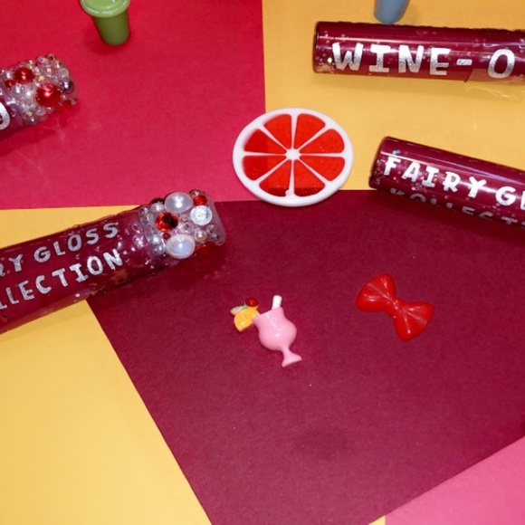 Lip Gloss (WINE-O) - Picture 3 of 3